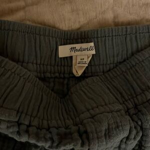 Madewell Pants Size SP. Elastic Waistband. Cozy & Lightweight.